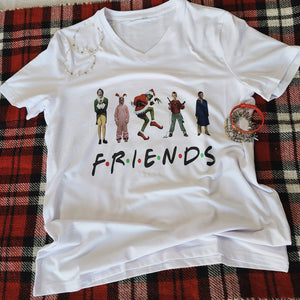 Christmas Friends tee - Neselle Boutique