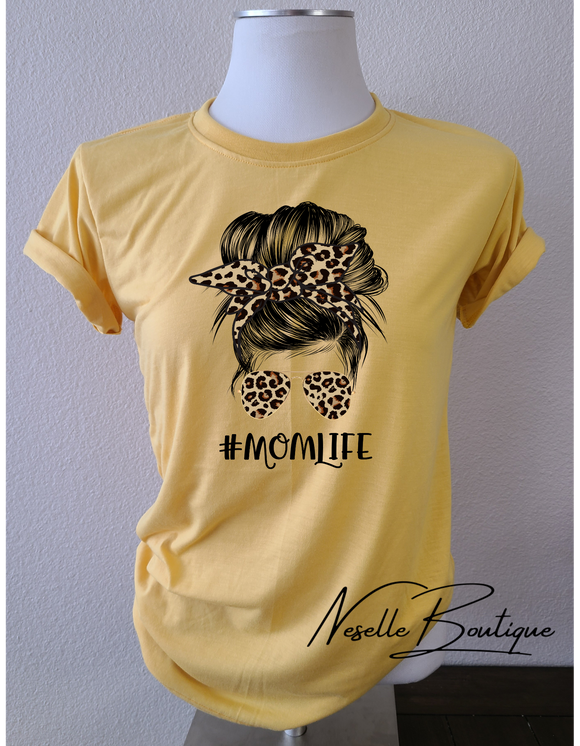 #Momlife - 4 colors - Neselle Boutique